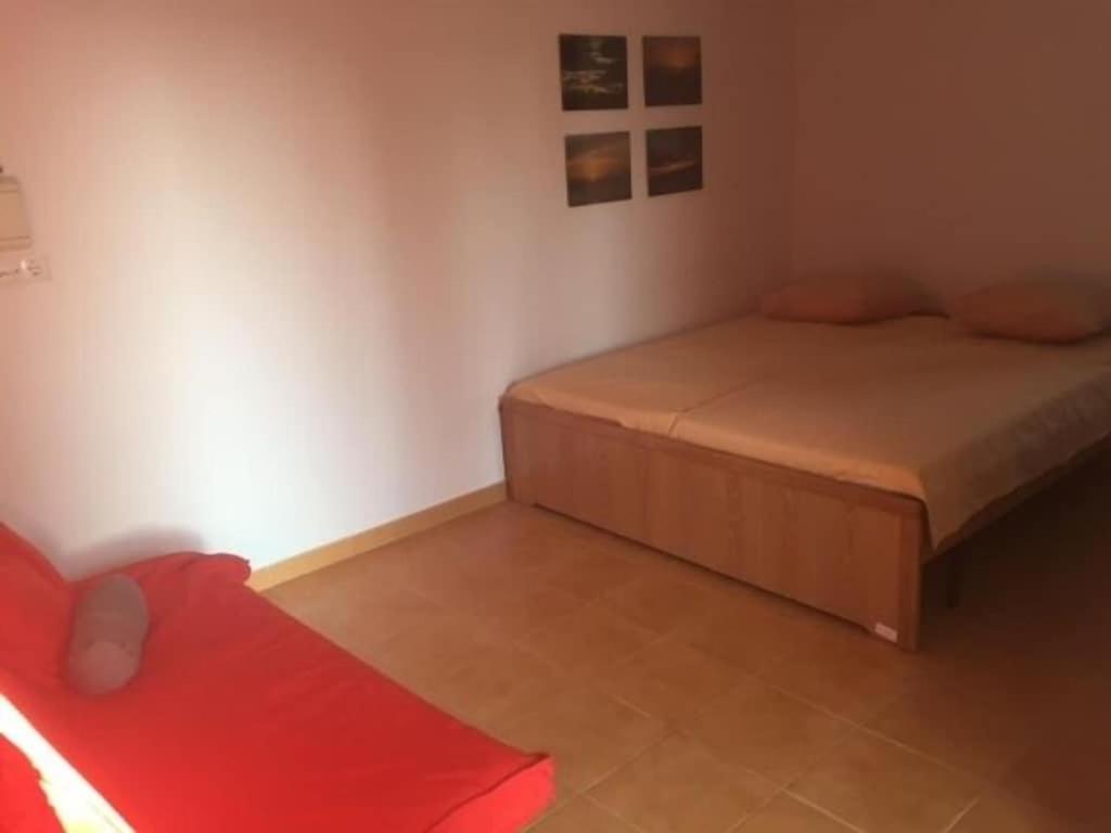 Toro Vista Casita - 1-2 Bedrooms Sayalonga Kültér fotó