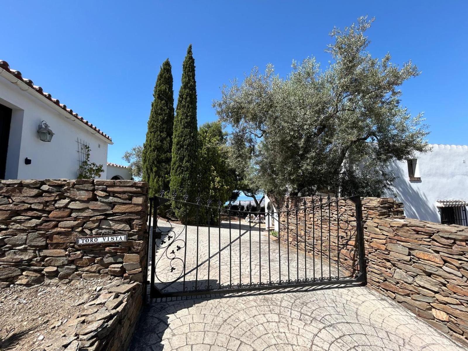 Toro Vista Casita - 1-2 Bedrooms Sayalonga Kültér fotó
